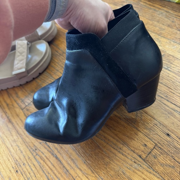 DEXFLEX COMFORT BOOTIES - Picture 2 of 10